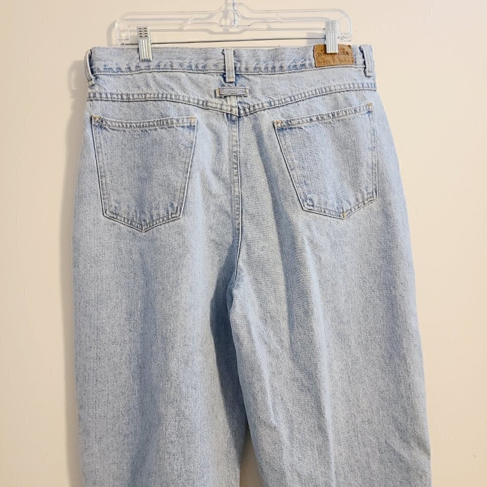 Brittania | Women's Vintage High Waist Light Wash Jeans (Size 18 Average) - Picture 12 of 14